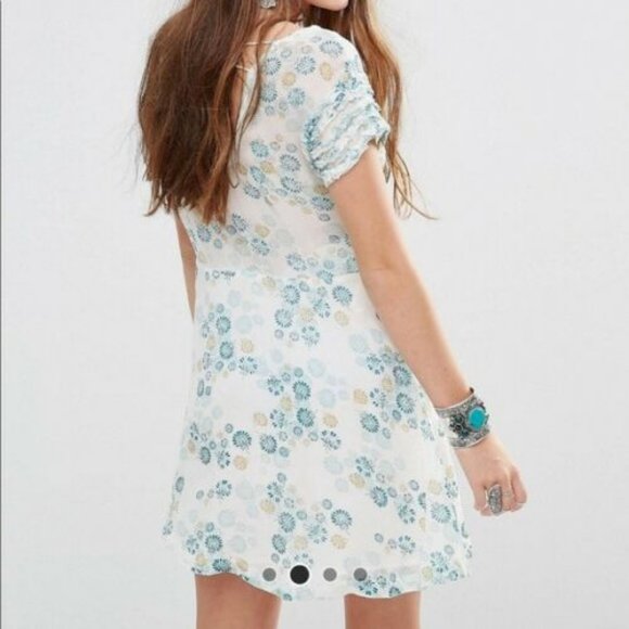 Free People Yours Truly Printed Ruffle Laceup Mini Dress XS - Picture 2 of 6